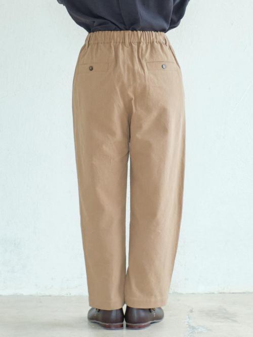 テーパードパンツ　綿ワッシャー