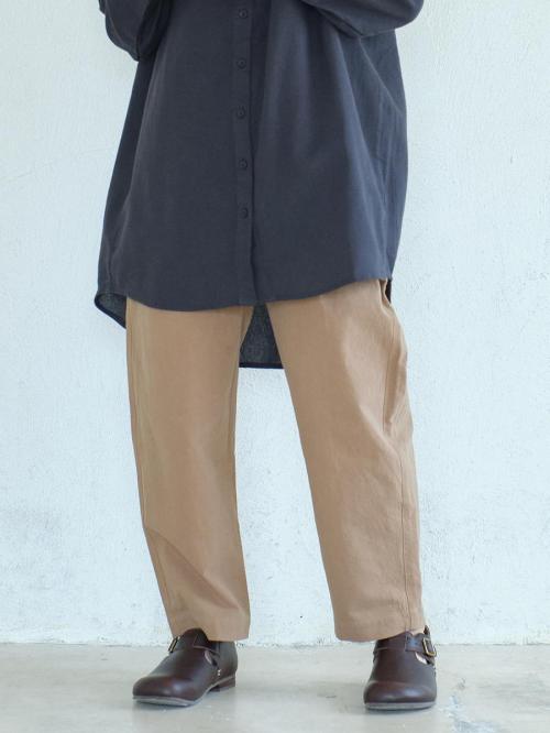 テーパードパンツ　綿ワッシャー