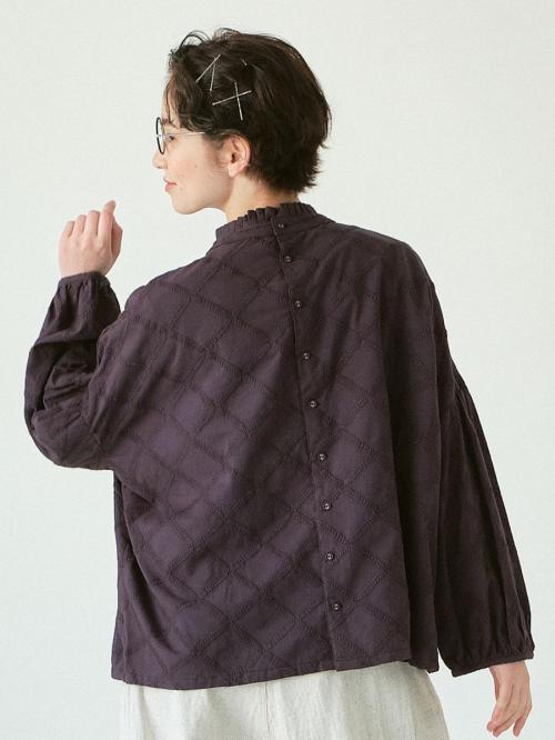 2WAY矢羽柄刺繍ブラウス　綿ローン