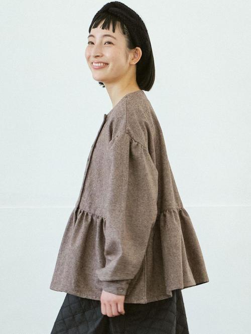 アシンメトリー多ボタンブラウス　ツイード 