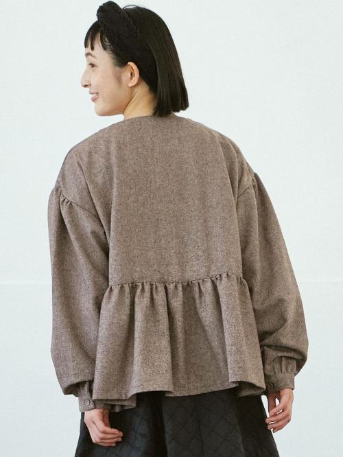 アシンメトリー多ボタンブラウス　ツイード 