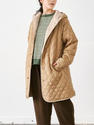 裏ボアフードつきキルテイングコート