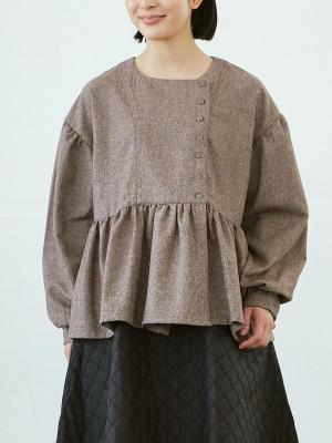 アシンメトリー多ボタンブラウス　ツイード 